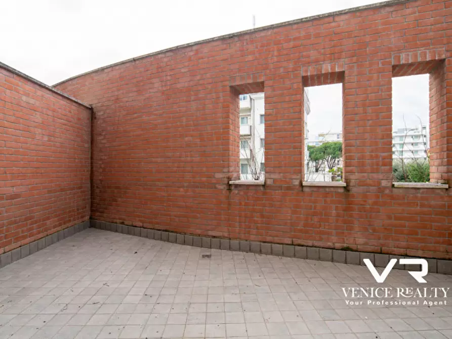 Immagine 22 di Appartamento in vendita  in via carmen frova a Jesolo