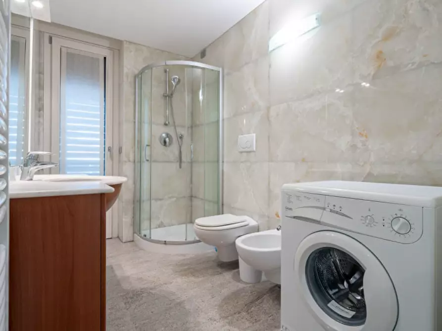 Immagine 27 di Appartamento in vendita  in via carmen frova a Jesolo