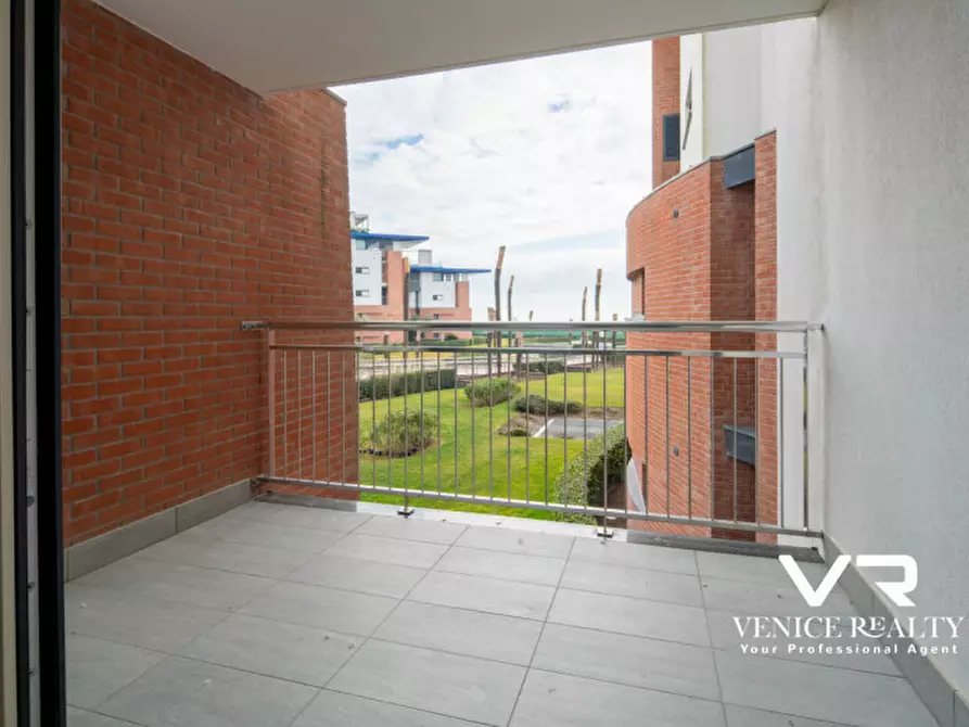 Immagine 31 di Appartamento in vendita  in via carmen frova a Jesolo