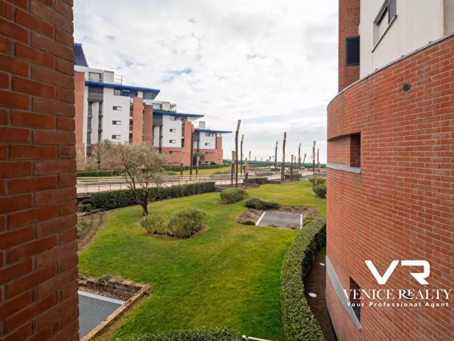 Immagine 34 di Appartamento in vendita  in via carmen frova a Jesolo