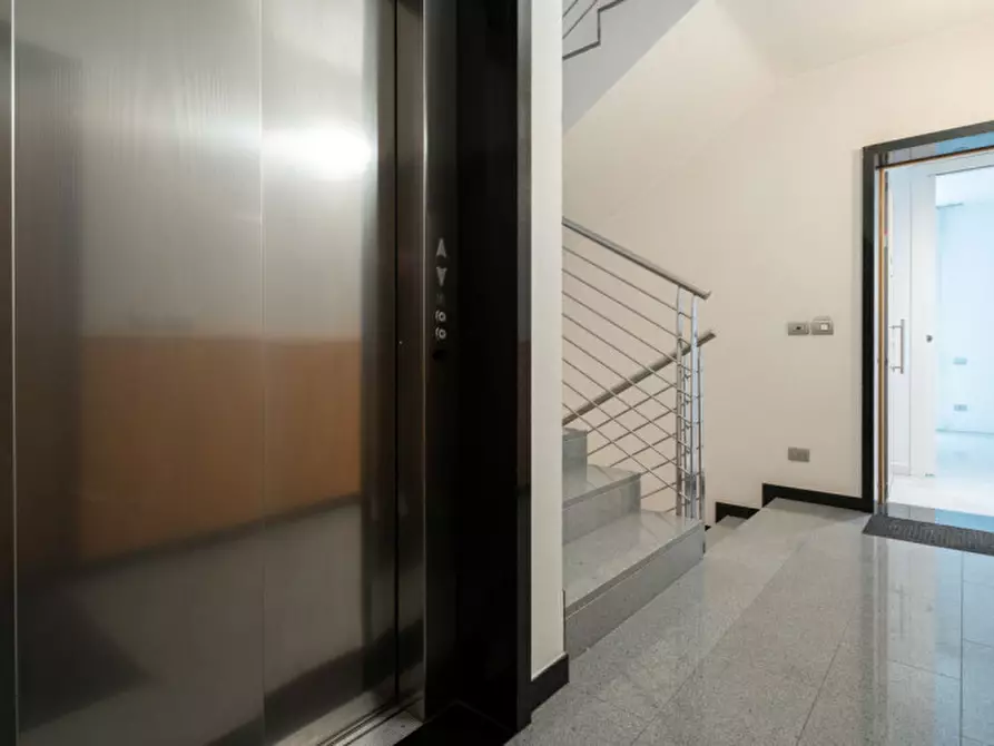 Immagine 37 di Appartamento in vendita  in via carmen frova a Jesolo