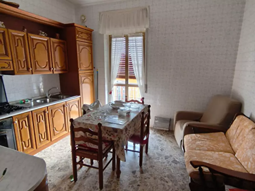 Immagine 3 di Appartamento in vendita  in Via Capitano Domenico Fiore, 21 a Salerno