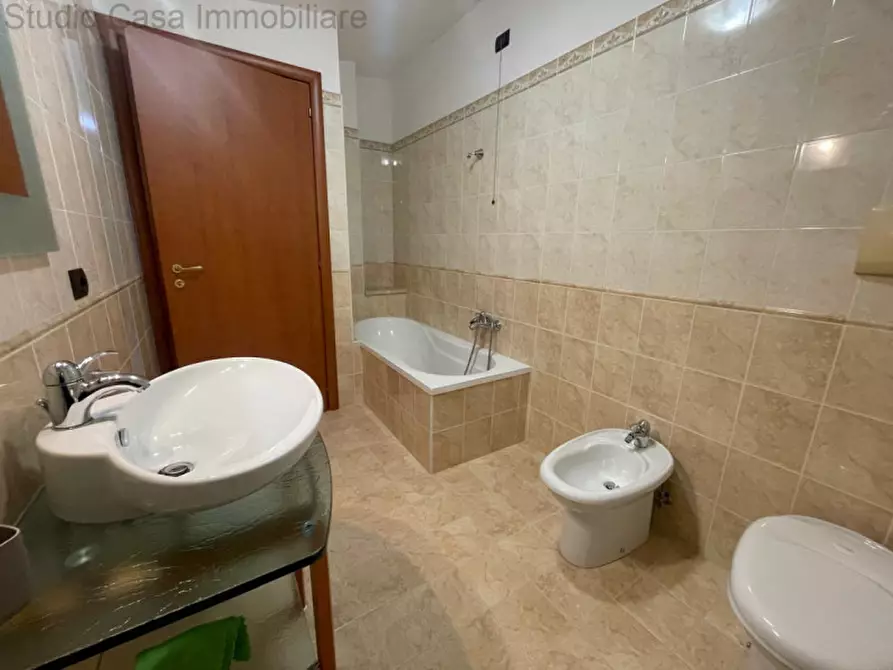 Immagine 9 di Appartamento in affitto  in Via Nazionale a Marsicovetere