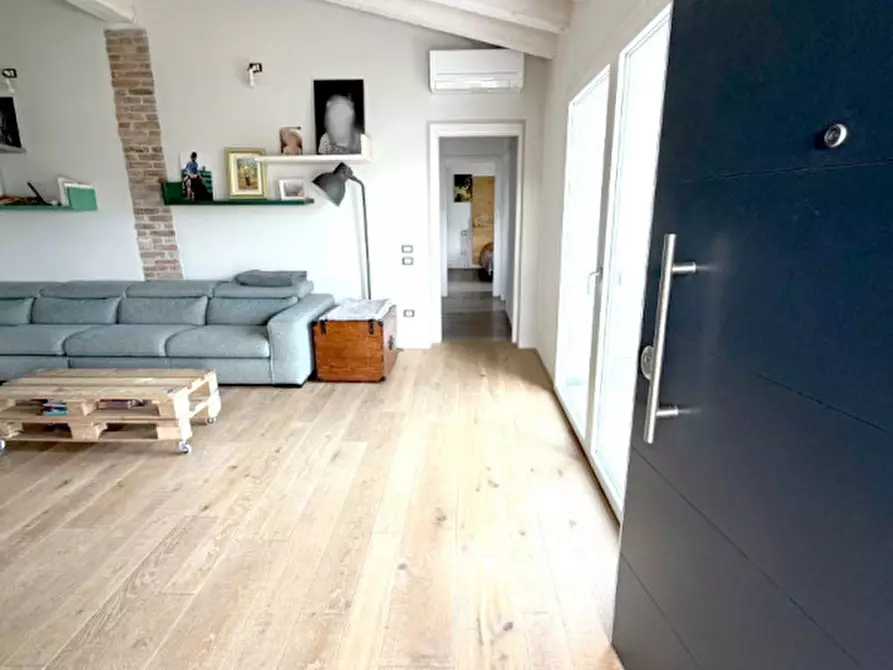 Immagine 4 di Casa indipendente in vendita  a Tombolo