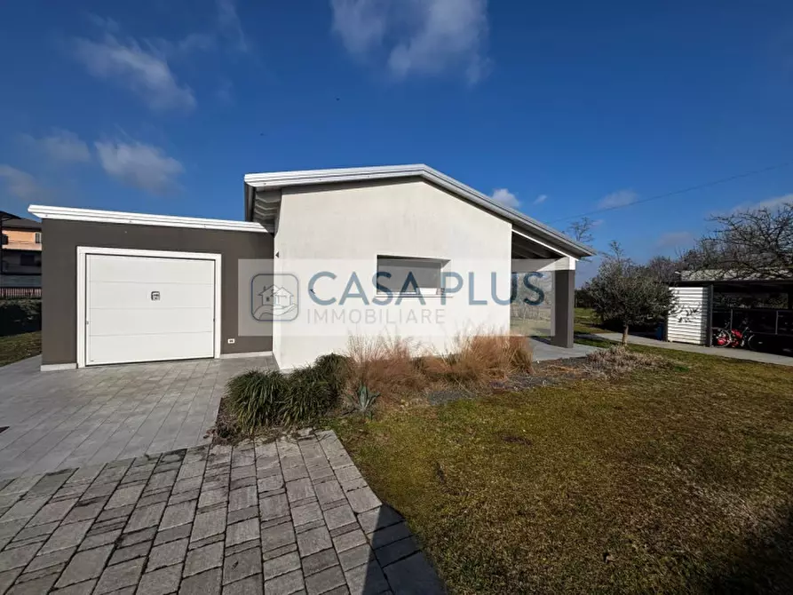 Immagine 28 di Casa indipendente in vendita  a Tombolo