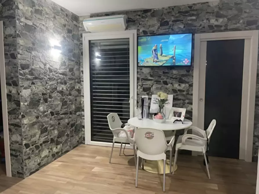 Immagine 2 di Appartamento in vendita  in via saline a Silvi