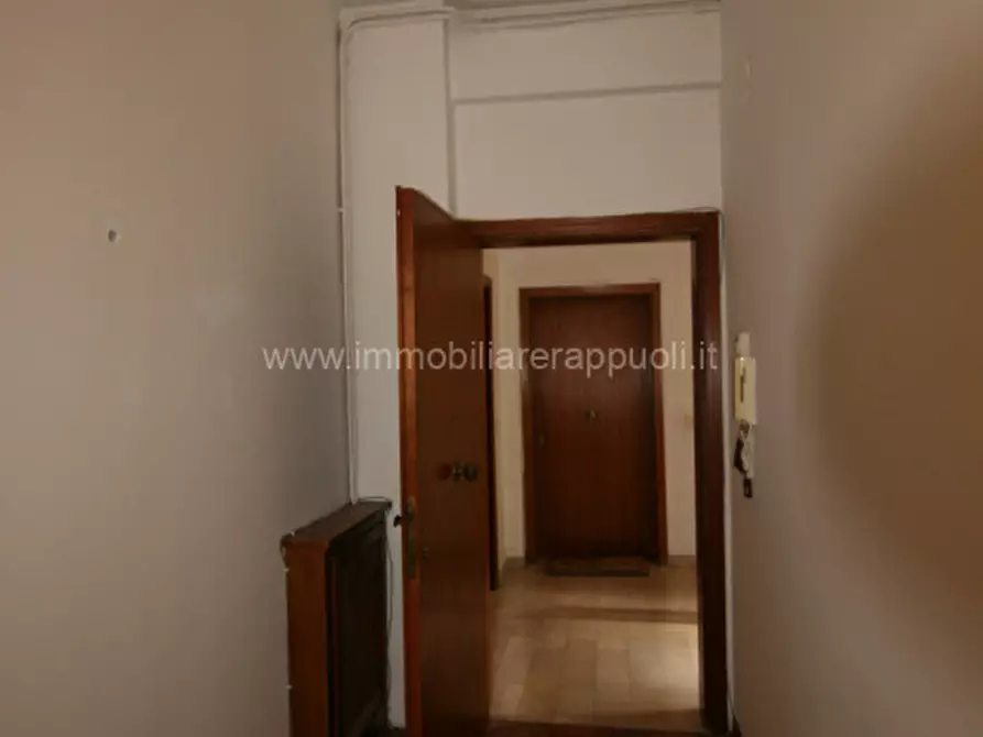 Immagine 7 di Appartamento in vendita  a Montepulciano