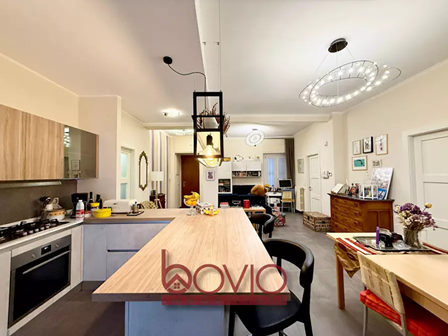 Immagine 5 di Appartamento in vendita  in Piazza Giampietro Chironi 8 a Torino