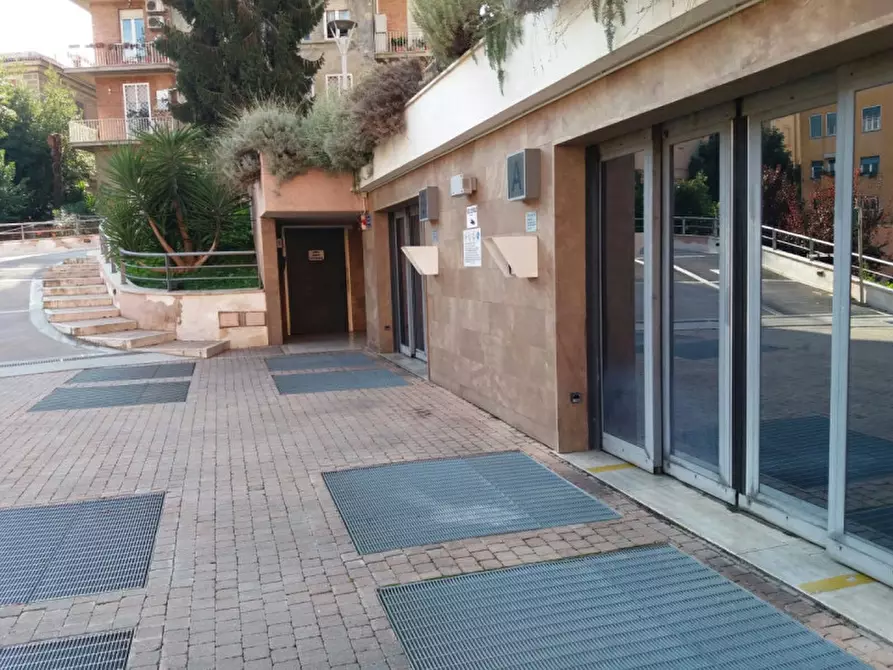 Immagine 5 di Posto auto in affitto  in Via Gaetano Sacchi a Roma