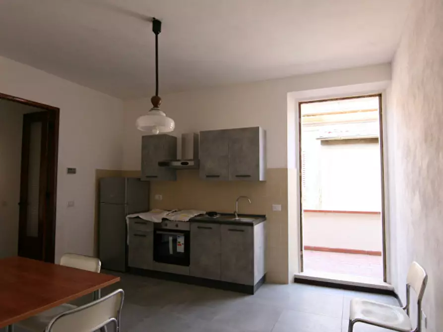 Immagine 1 di Appartamento in vendita  a Sinalunga