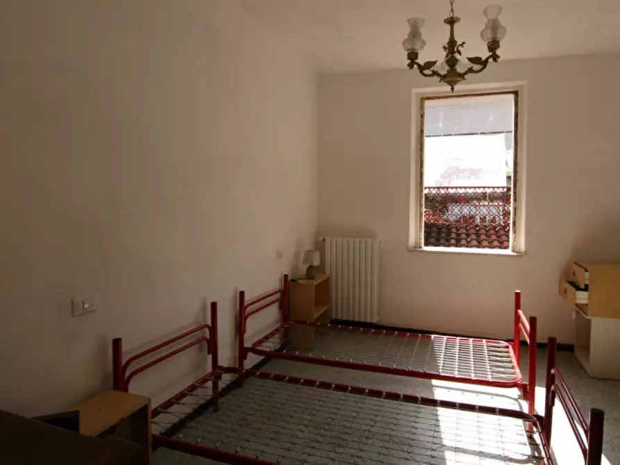 Immagine 5 di Appartamento in vendita  a Sinalunga