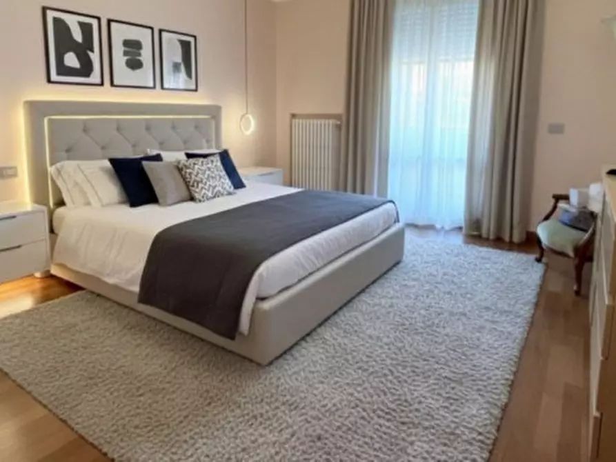 Immagine 3 di Casa bifamiliare in vendita  in Viale Arturo Ferrarin a Vicenza