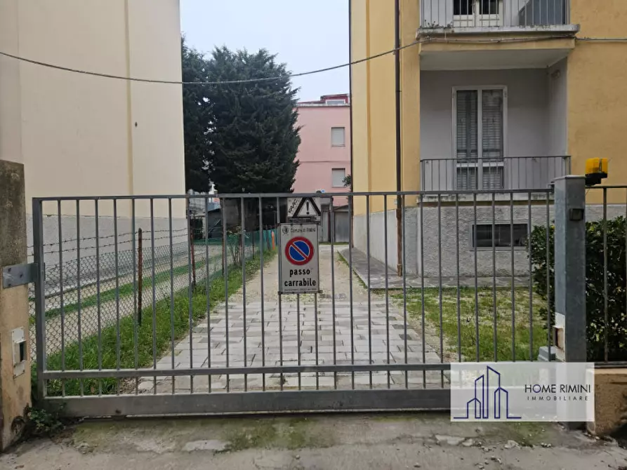 Immagine 34 di Appartamento in vendita  in via ippolito Nievo 6 a Rimini