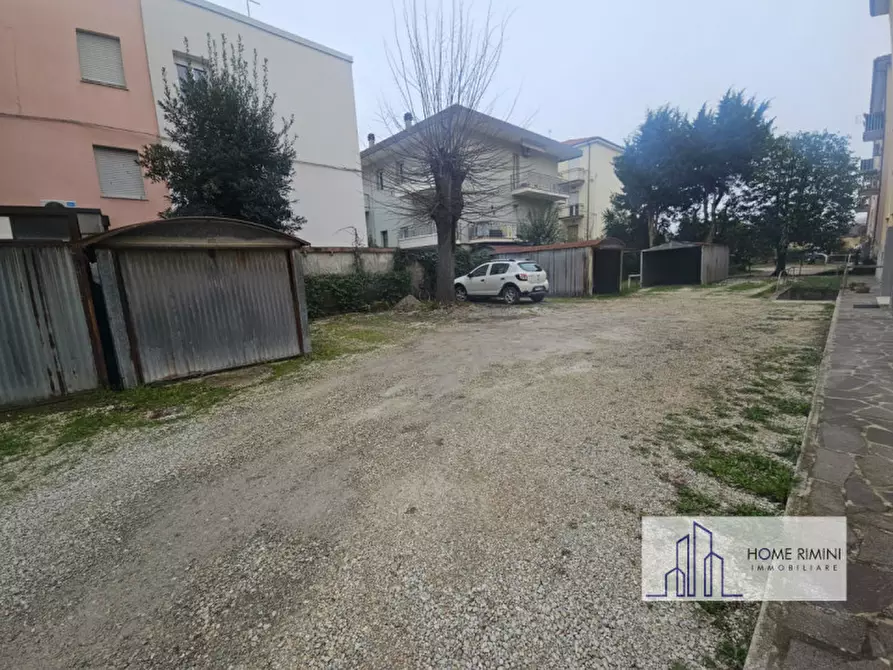 Immagine 39 di Appartamento in vendita  in via ippolito Nievo 6 a Rimini