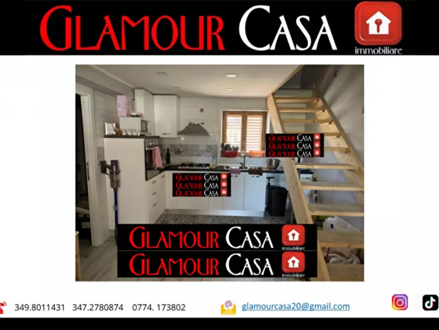 Immagine 2 di Appartamento in vendita  in Via Francesco Salvolini a Roma