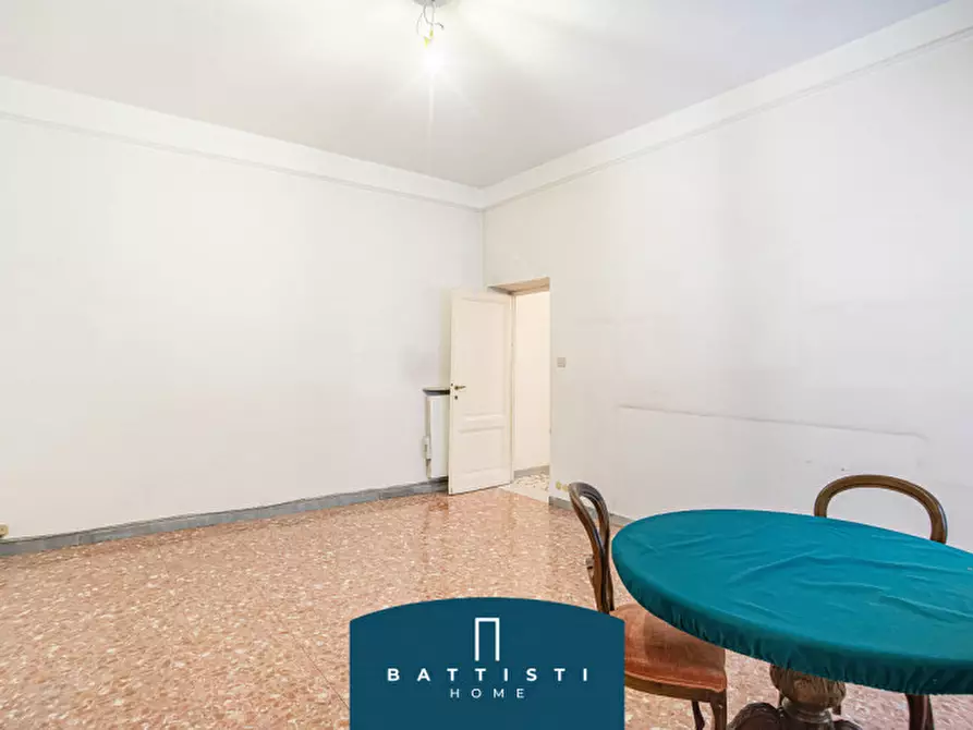 Immagine 10 di Appartamento in vendita  in Passeggiata di Ripetta a Roma