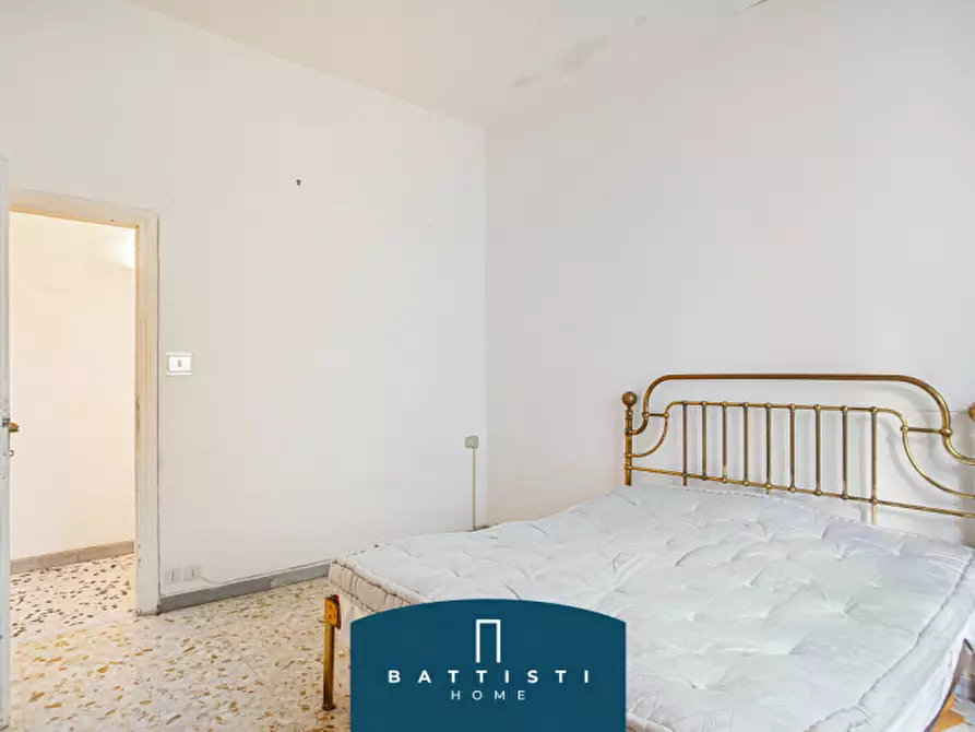 Immagine 11 di Appartamento in vendita  in Passeggiata di Ripetta a Roma