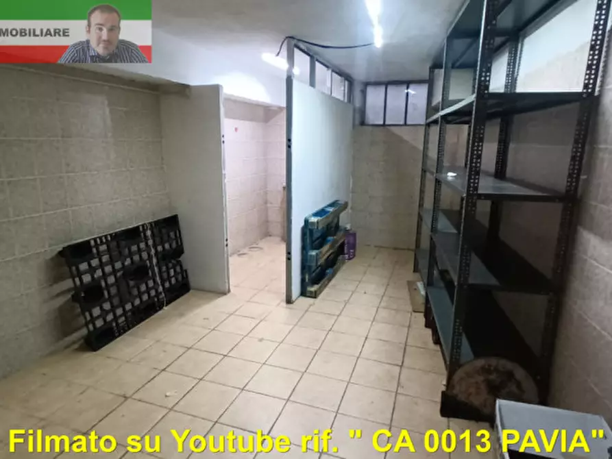 Immagine 7 di Negozio in affitto  in Via Capri a Pavia