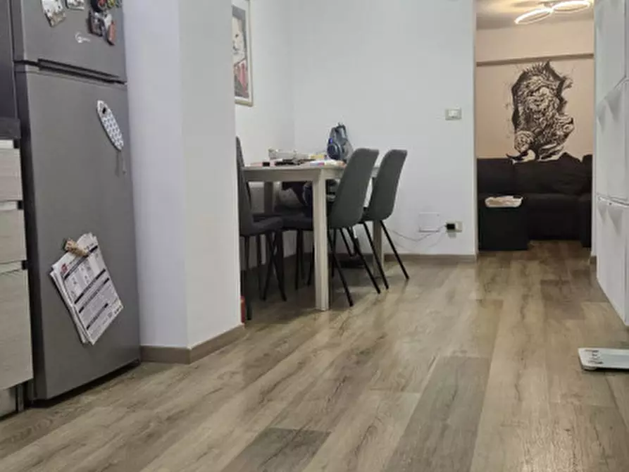 Immagine 2 di Appartamento in vendita  in Via Amalfi a Savona