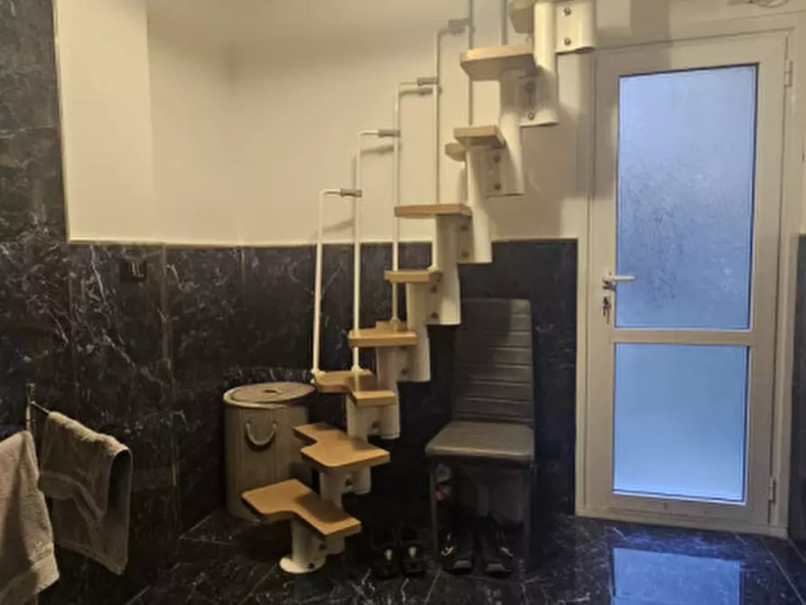 Immagine 6 di Appartamento in vendita  in Via Amalfi a Savona