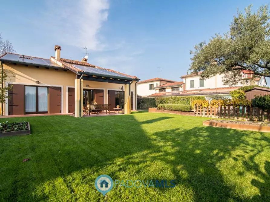 Immagine 23 di Villa in vendita  in Via Fiorita Nuova 26 a Cadoneghe