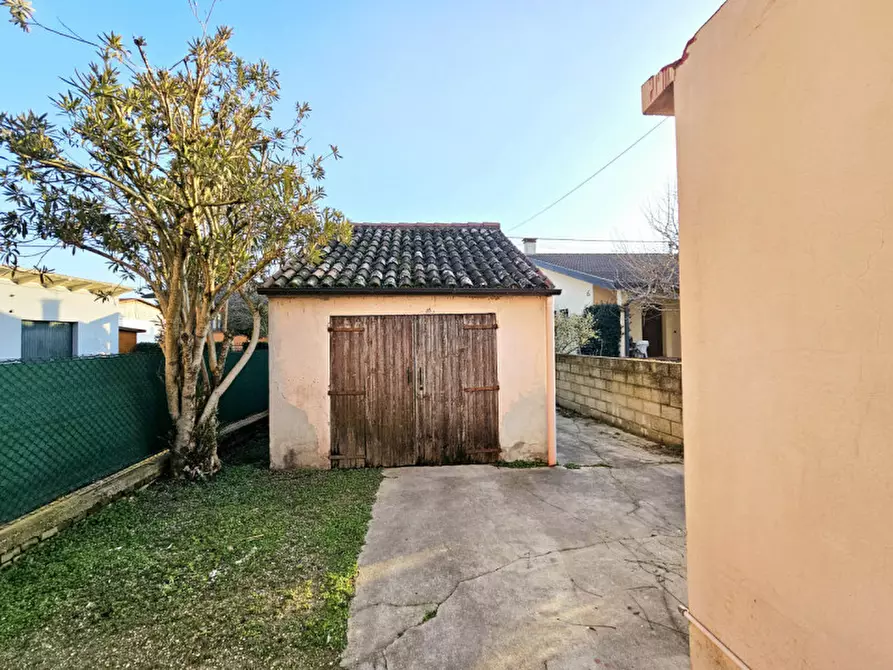 Immagine 7 di Villetta a schiera in vendita  in Via Roma Est a Ospedaletto Euganeo