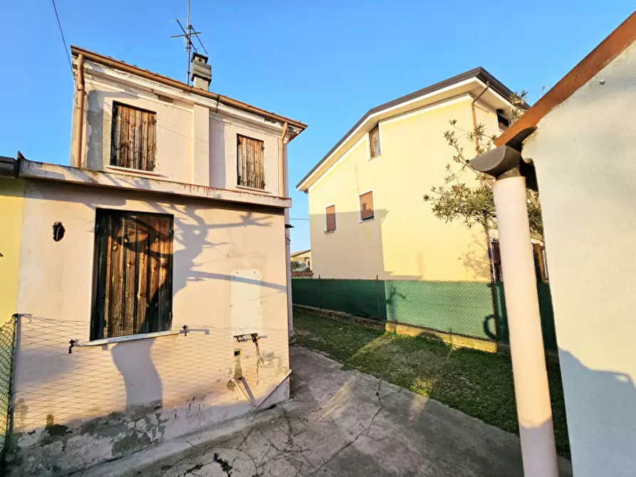 Immagine 8 di Villetta a schiera in vendita  in Via Roma Est a Ospedaletto Euganeo