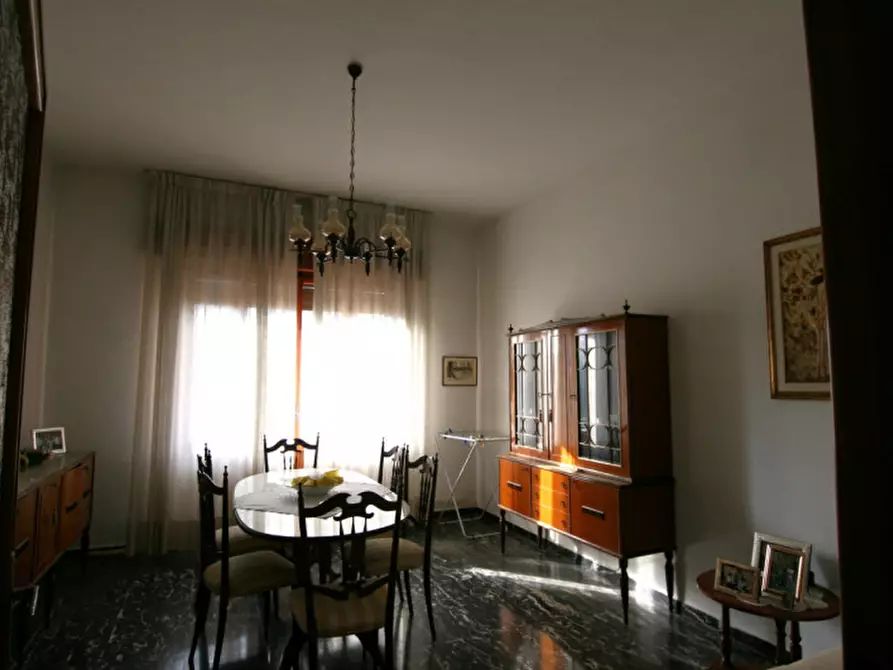 Immagine 5 di Appartamento in vendita  a Sinalunga