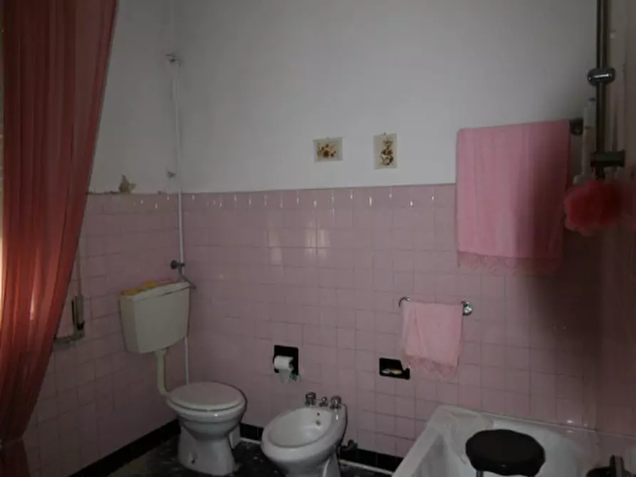 Immagine 11 di Appartamento in vendita  a Sinalunga