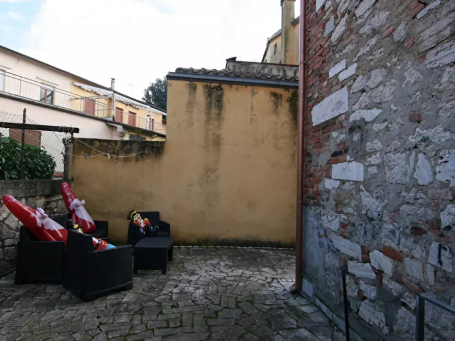 Immagine 17 di Appartamento in vendita  a Sinalunga