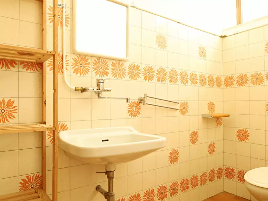 Immagine 9 di Negozio in affitto  in Viale Anconetta a Vicenza