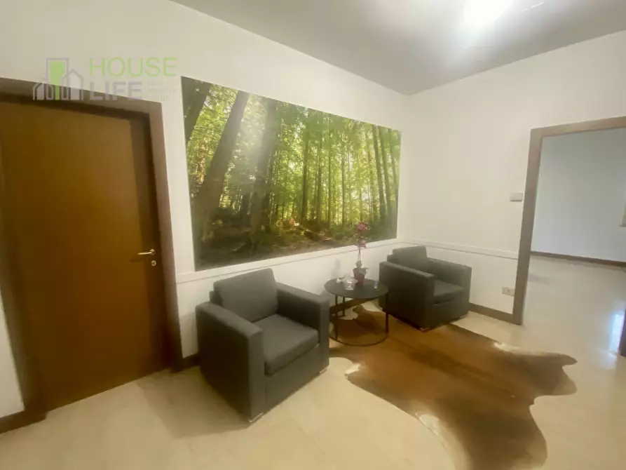Immagine 1 di Ufficio in affitto  in Viale San Lazzaro a Vicenza