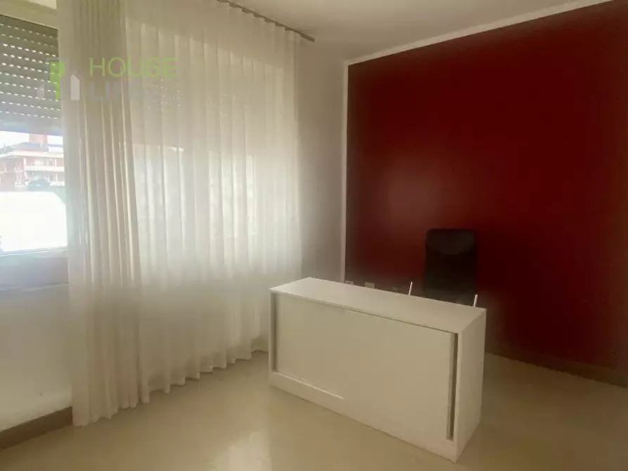 Immagine 3 di Ufficio in affitto  in Viale San Lazzaro a Vicenza