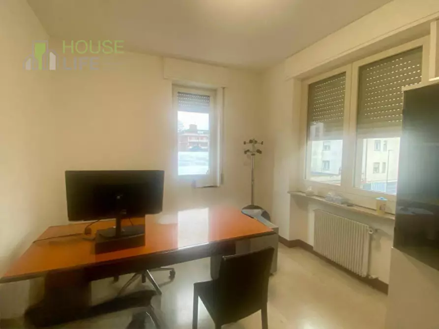 Immagine 6 di Ufficio in affitto  in Viale San Lazzaro a Vicenza