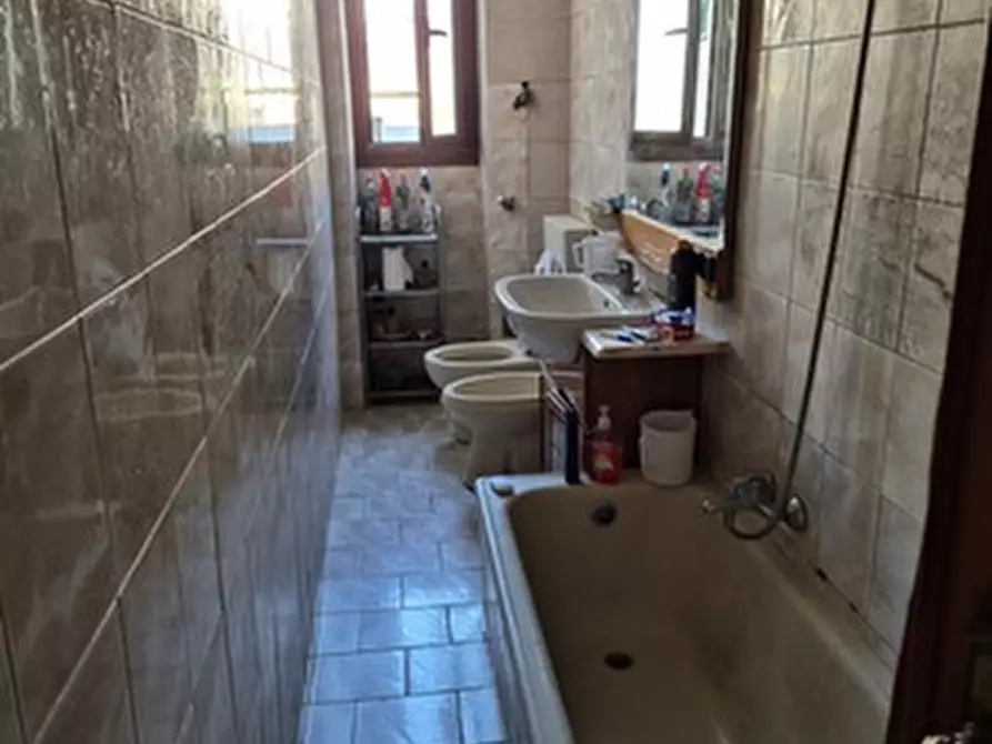 Immagine 6 di Appartamento in vendita  in Via Leinì, 79 a Torino