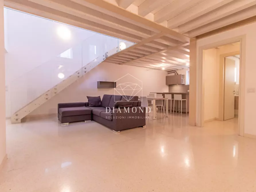 Immagine 1 di Appartamento in affitto  in Via Giuseppe Mazzini Falzè di Trevignano a Trevignano