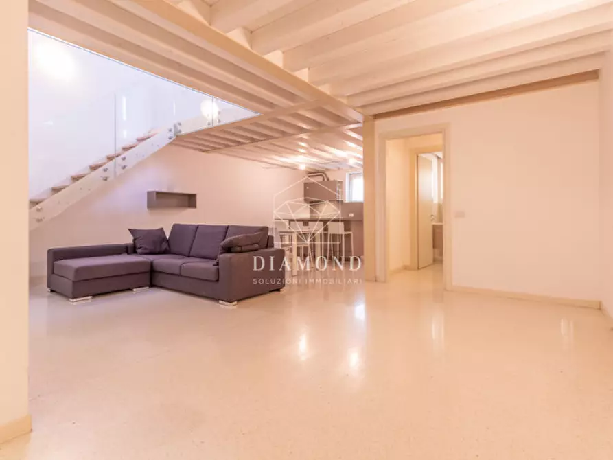 Immagine 2 di Appartamento in affitto  in Via Giuseppe Mazzini Falzè di Trevignano a Trevignano