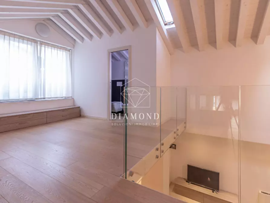 Immagine 27 di Appartamento in affitto  in Via Giuseppe Mazzini Falzè di Trevignano a Trevignano