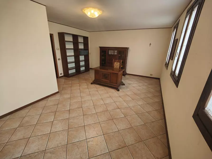 Immagine 15 di Villa in vendita  in Via Montà a Padova