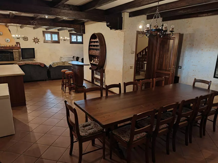 Immagine 33 di Villa in vendita  in Via Montà a Padova