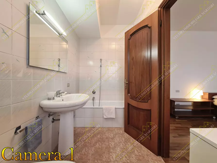 Immagine 18 di Camera in affitto  in VIA RAINUSSO 110 a Modena