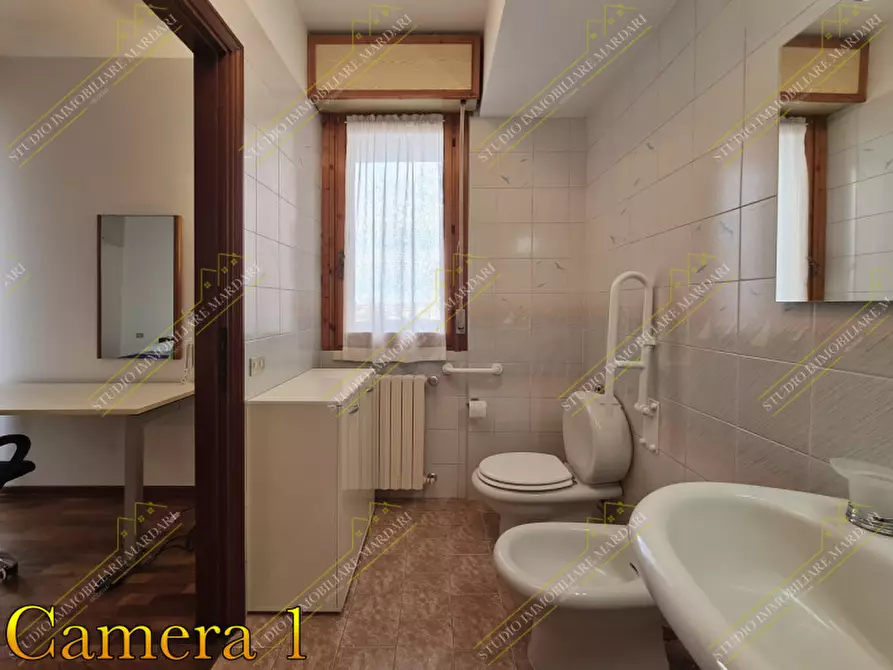 Immagine 19 di Camera in affitto  in VIA RAINUSSO 110 a Modena