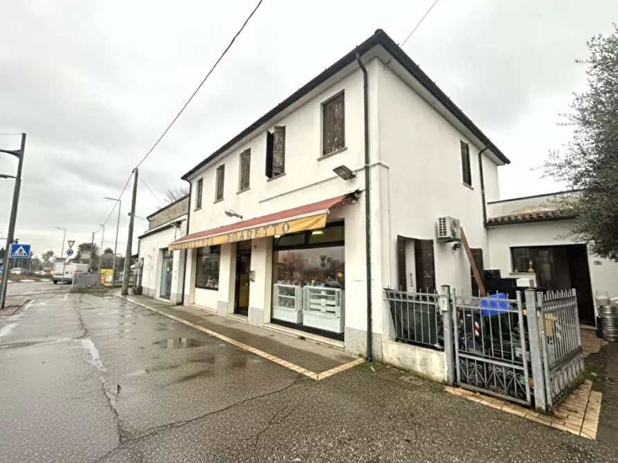 Immagine 1 di Multiproprietà in vendita  in Via euganea feriole a Teolo