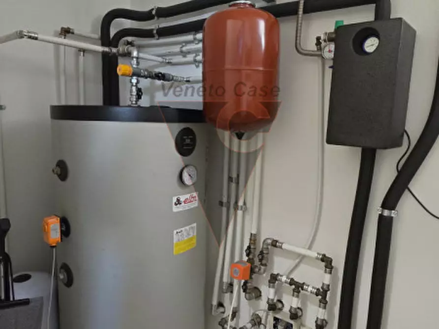 Immagine 6 di Casa trifamiliare in vendita  in Via Napoli 17 a Camponogara