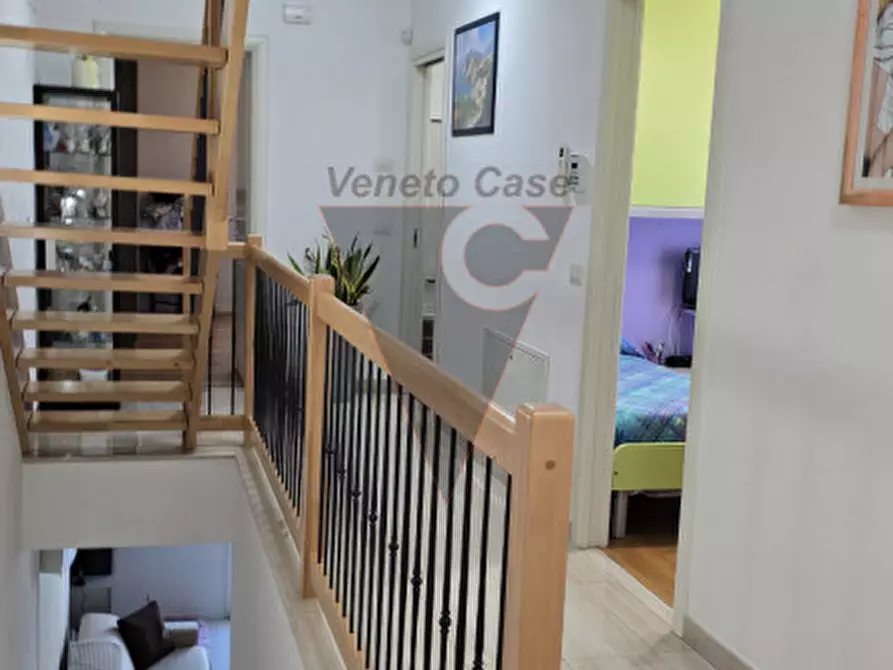 Immagine 10 di Casa trifamiliare in vendita  in Via Napoli 17 a Camponogara