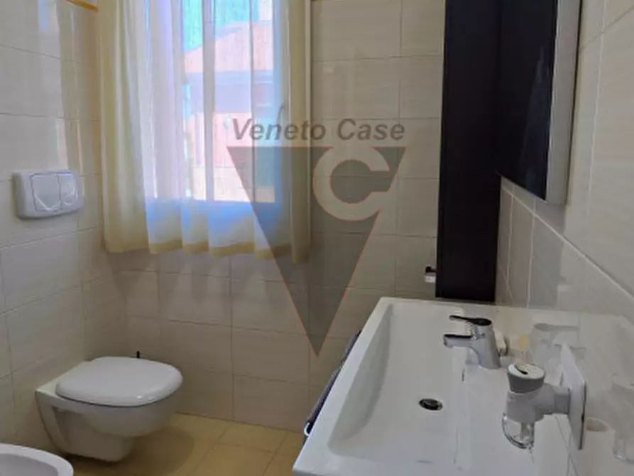 Immagine 11 di Casa trifamiliare in vendita  in Via Napoli 17 a Camponogara