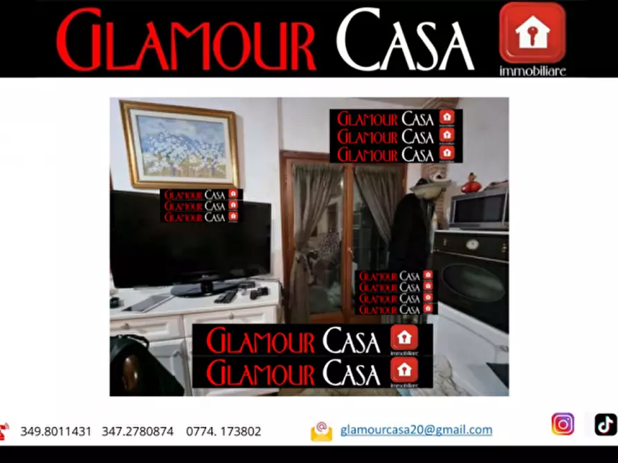 Immagine 2 di Appartamento in vendita  in Viale di Castel Porziano a Roma