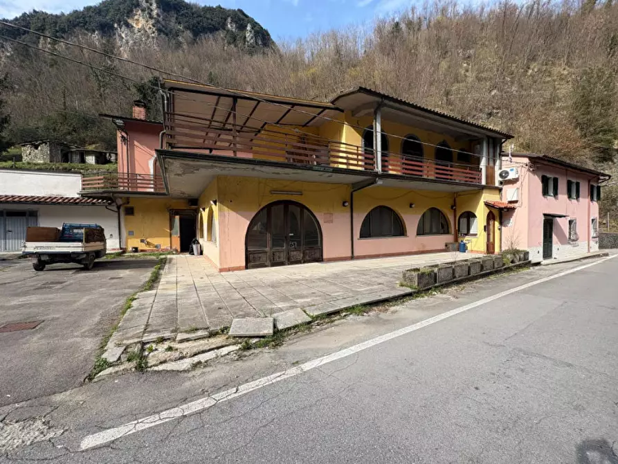 Immagine 1 di Negozio in vendita  in vignola a Fabbriche Di Vergemoli