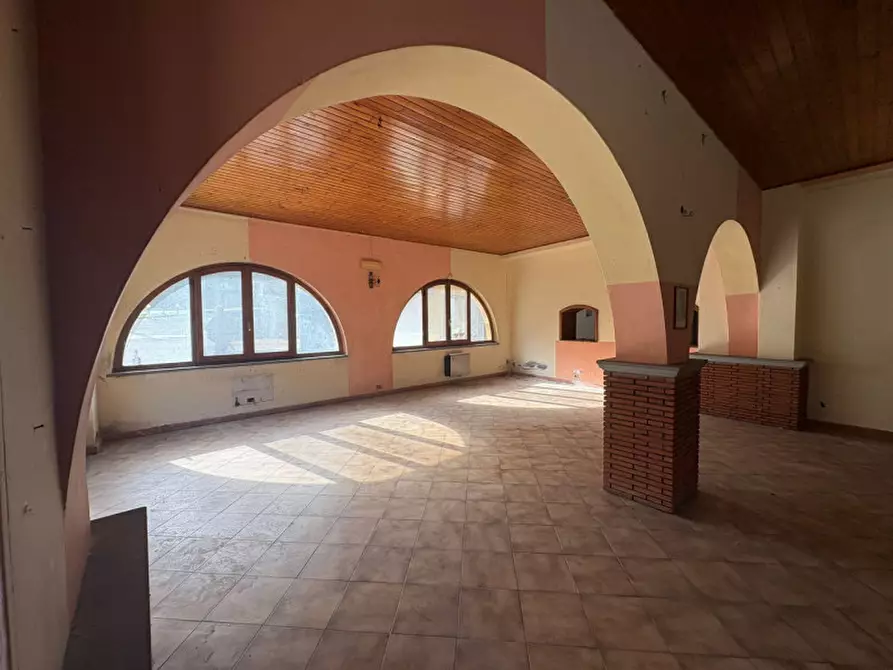 Immagine 2 di Negozio in vendita  in vignola a Fabbriche Di Vergemoli