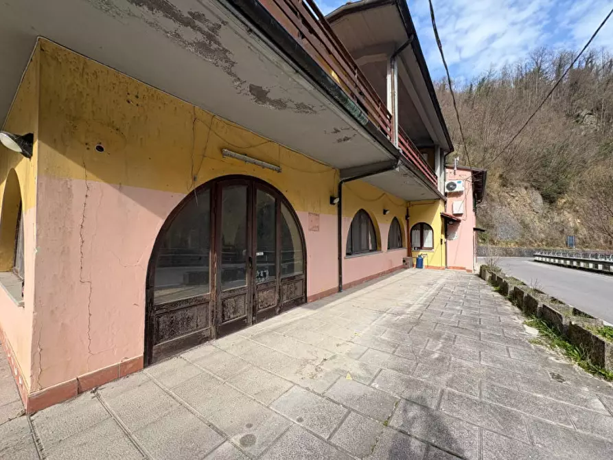 Immagine 4 di Negozio in vendita  in vignola a Fabbriche Di Vergemoli